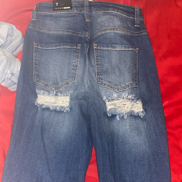 MEGAN THE STALLION JEANS - Picture 4 of 4